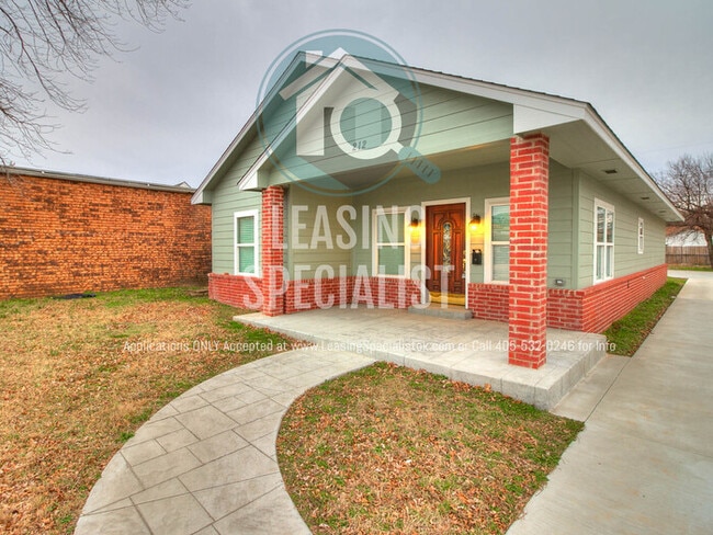 Photo - Central Norman 4 Bed 3 Bath House Ready fo...