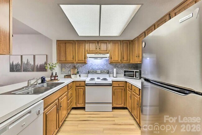 106 Sage Ct