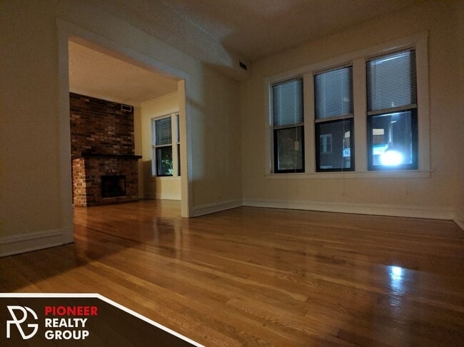 Photo - 3517 N Racine Ave Unit 3525-W1