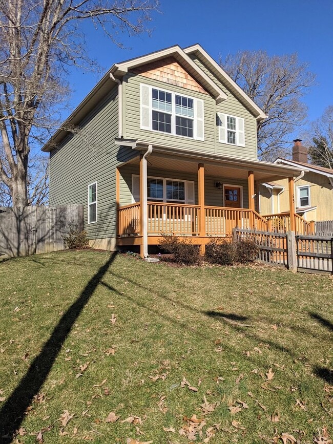 Photo - Oakley Rental!