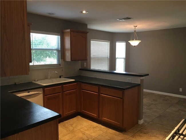 Photo - 312 Estate Dr