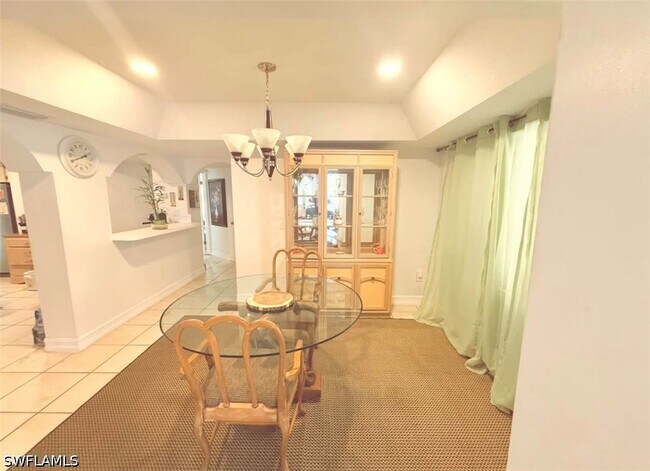 Photo - 250 10th St NE