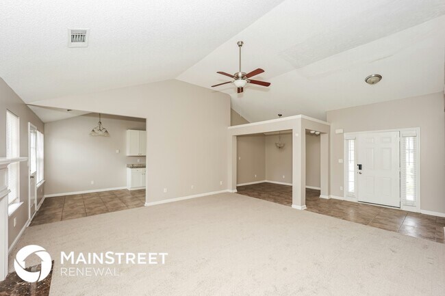 Photo - 425 Buffington Dr