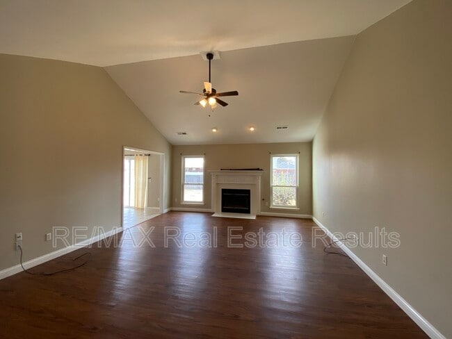 Photo - 1601 S 24th Pl