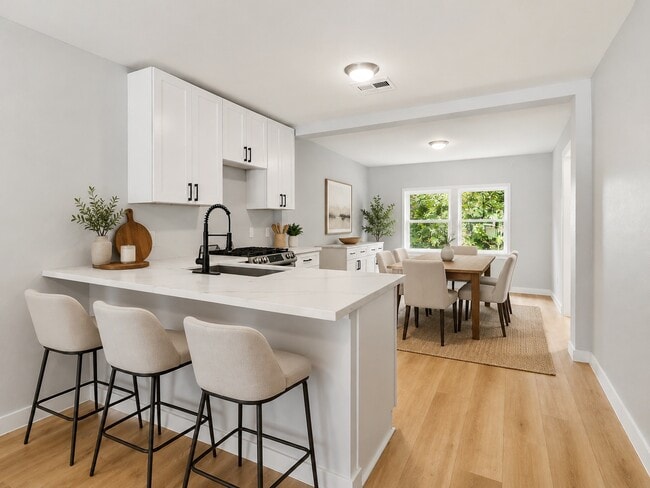 Photo - 10430 Wiggins St