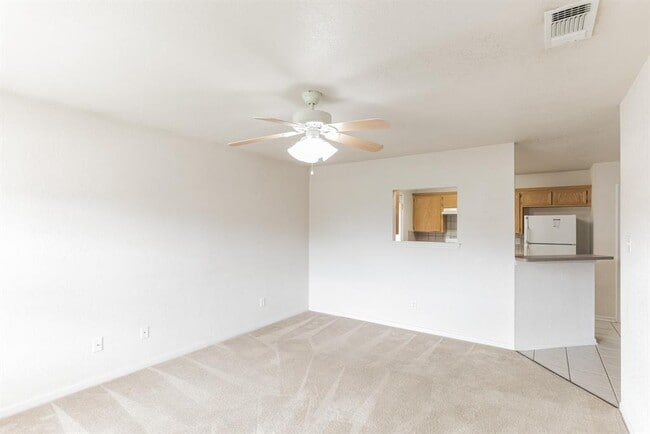 Photo - 319 Cedar Ridge Dr