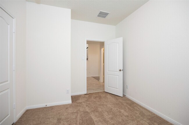 Photo - 6021 Diamond Sky Ln