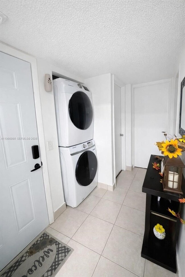 Photo - 8460 SW 154th Circle Ct Unit 121