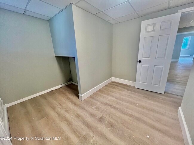 Photo - 433 Boulevard Ave