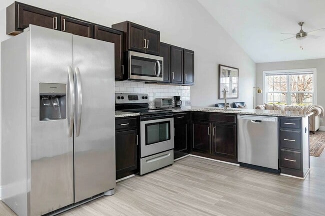 Allen Ridge Townhomes