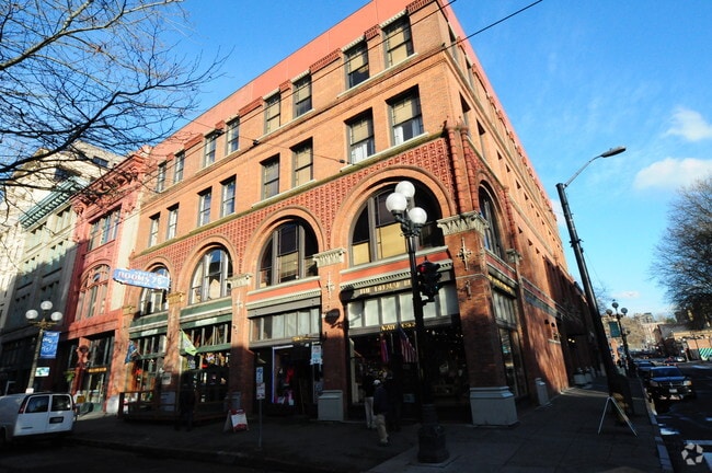 Photo - 114 1st Ave S