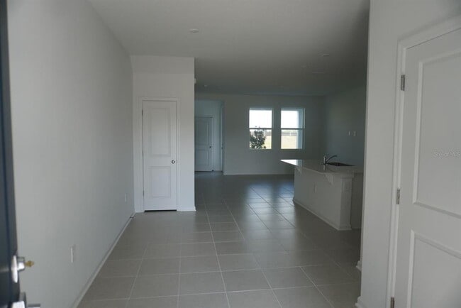 Photo - 2975 Maloof Dr