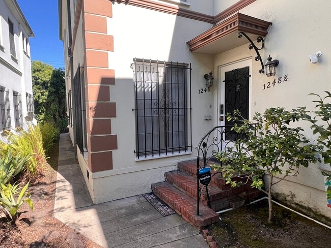 Photo - 1248 S La Jolla Ave Unit 1248