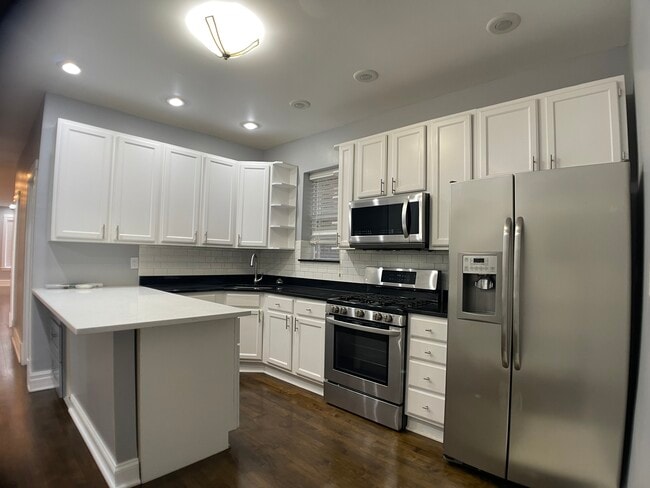 Photo - 3721 W Belden Ave Unit 1