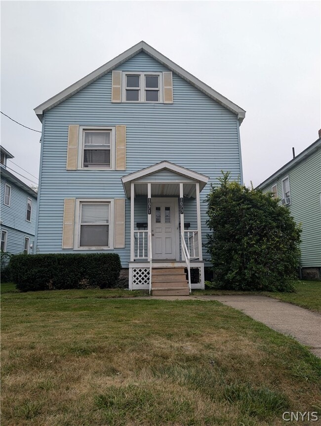 Building Photo - 1071 Genesee St