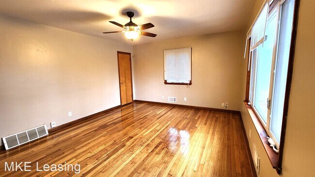 Photo - 3 br, 1 bath House - 8142 W Herbert Ave