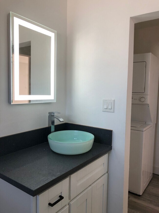 Photo - 2139 Pacific Ave Unit C