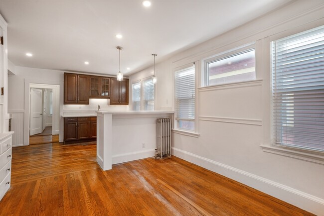 Photo - 158 South St Apartment Unit #1