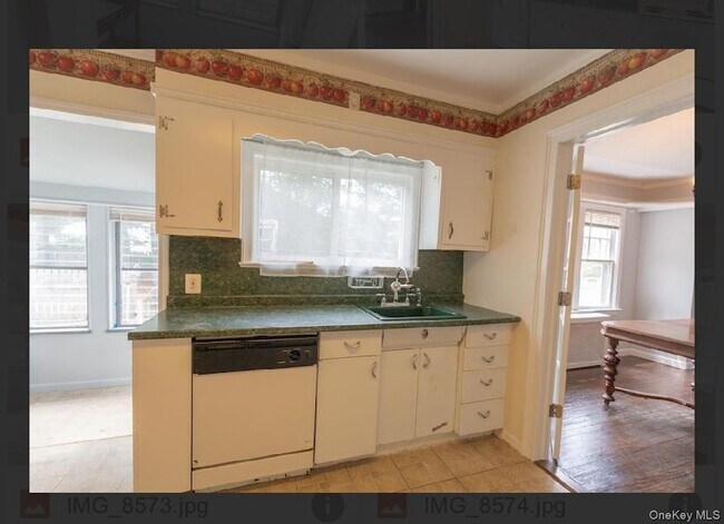 Photo - 1105 Bellmore Rd