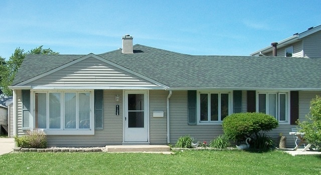 Building Photo - 4128 W 90th St