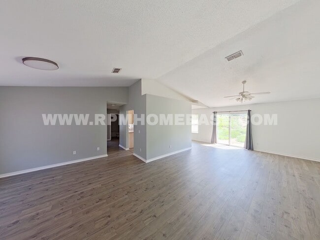 Photo - 1326 Jeffrine Dr