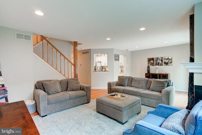 Photo - 92 Kirkwood Dr
