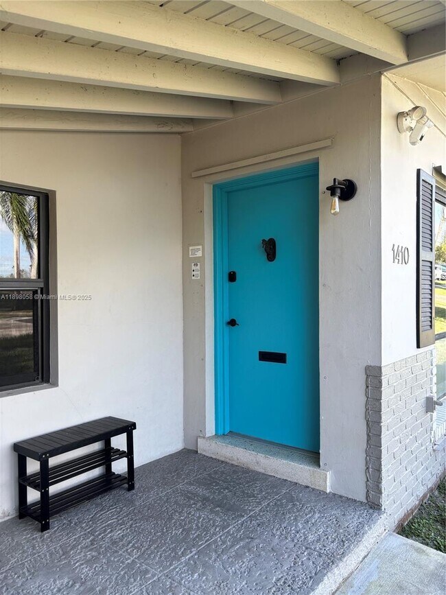 Photo - 1410 Polk St