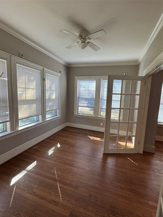 Building Photo - 2307 Arbor St Unit 1