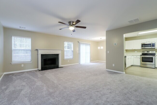 Photo - 2305 Mayfair Dr