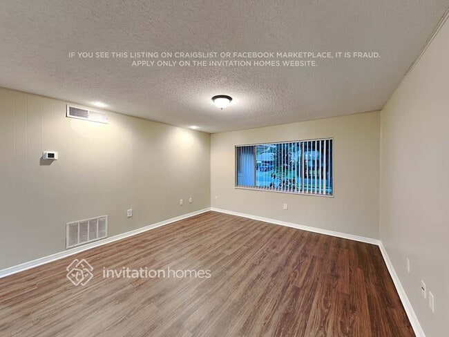 Photo - 6916 Sugarbush Dr