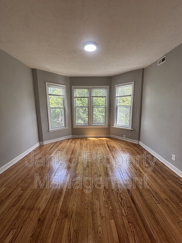 Photo - 7308 S Kenwood Ave Unit 2