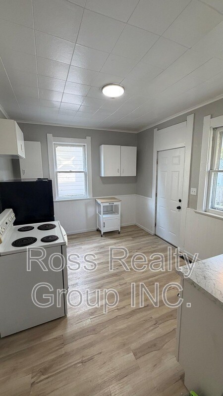Photo - 426 Arden Pl