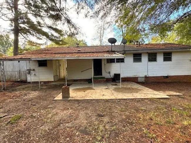 Photo - 102 Ronda St