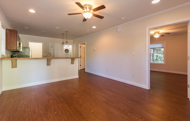 Photo - 209 N Madison St