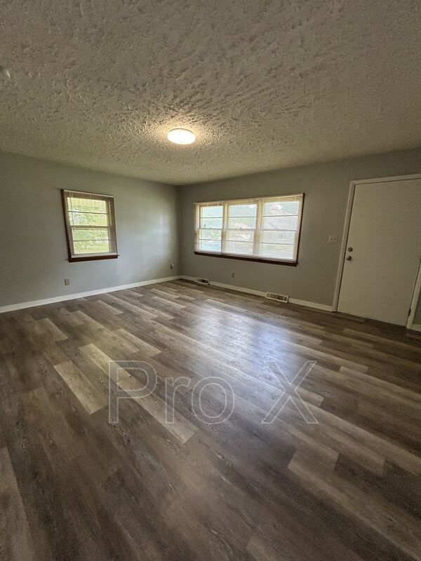Photo - 1007 E Monroe St