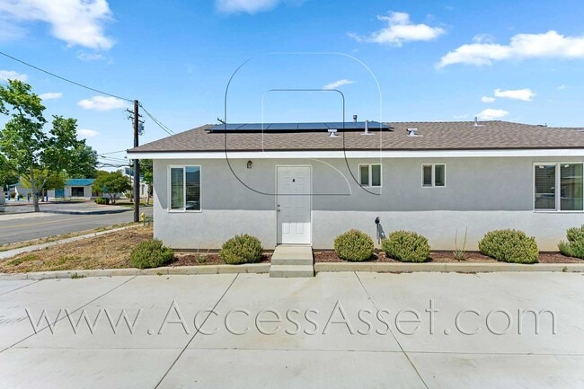 Photo - 108 S Lindsay St Unidad A