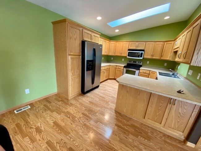 Photo - 3 bed, 2 bath Twinhome in South Moorhead