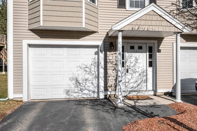 Photo - 262 Littleton Rd