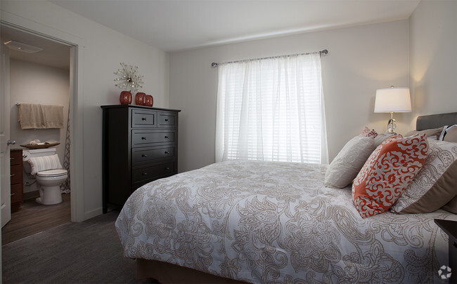 Master Bedroom - Rock Creek Ridge Rental