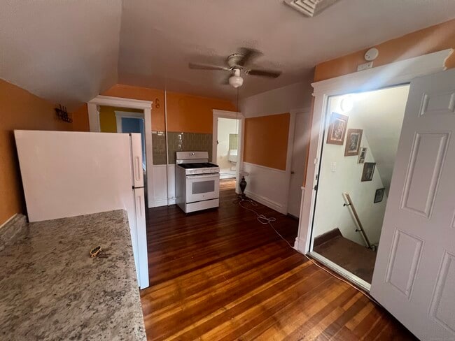 Photo - 1458 Dixwell Ave