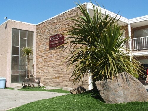 Photo - Beverly Park Apartments
