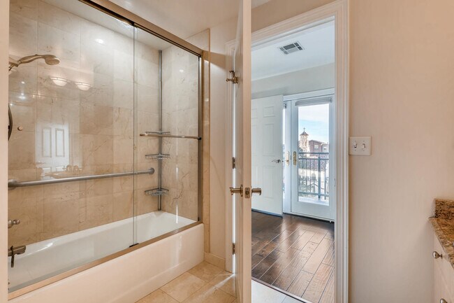 1827 Grant St Unit 504