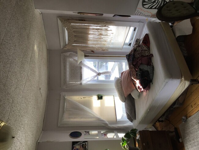 Photo - 88 Linden St Unidad 2