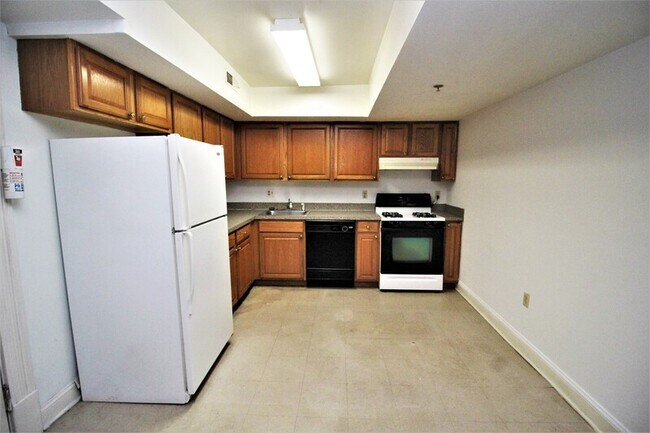 Photo - 12 E Biddle St Unit B