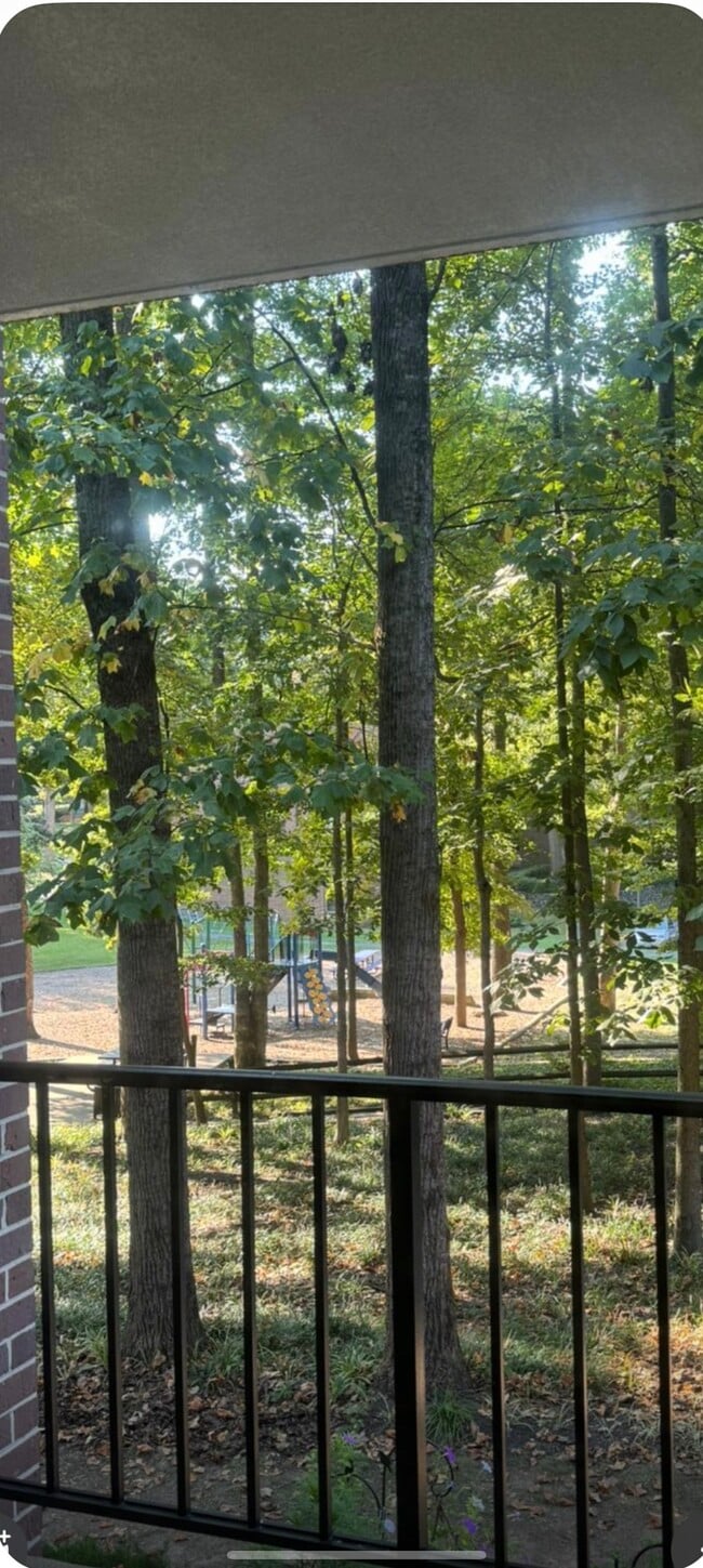 Building Photo - 3322 Woodburn Village Dr Unit 3322