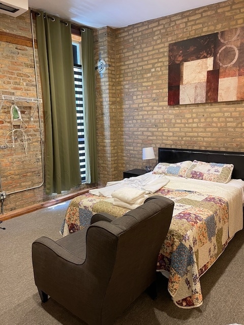 Photo - 356 W Superior St