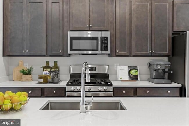 Photo - 1791 Cherry Birch St