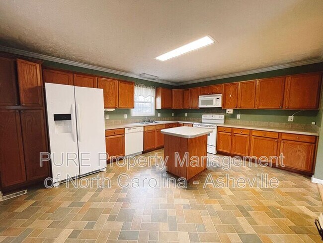 Photo - 208 Michigan Ave