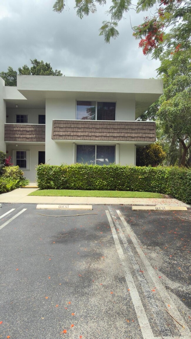Photo - 4031 N Cypress Dr Unit 101