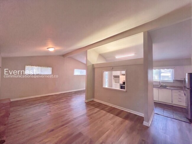 Photo - 8694 Yorktown Dr